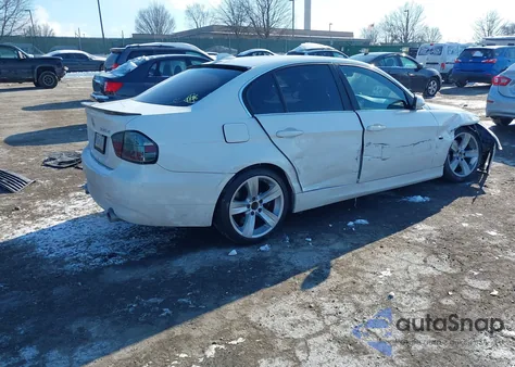 2007 BMW 335Xi z USA, uszkodzony, nr VIN WBAVD53507A007353